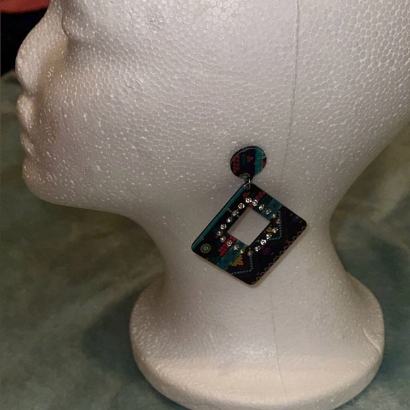 Bold Retro Dangle Earrings Michelle Collection Colorful Rhinestone NWT - Picture 5 of 5